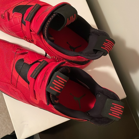 Nike Air Jordan XXXIII - Picture 4 of 12